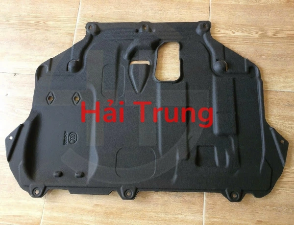 Chắn bùn gầm máy Ford Focus