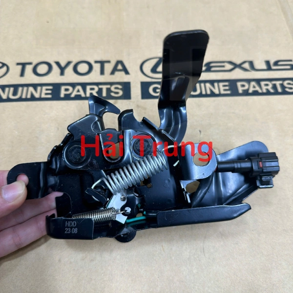 Khoá ngậm capo Toyota Vios 2008-2013