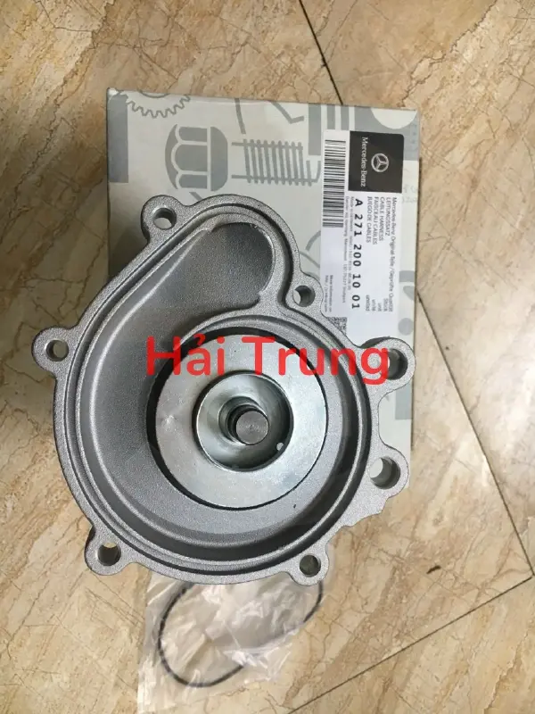 Bơm nước Mercedes C180, C200, C250, E200, E250 W203 W212 chính hãng A2712001001