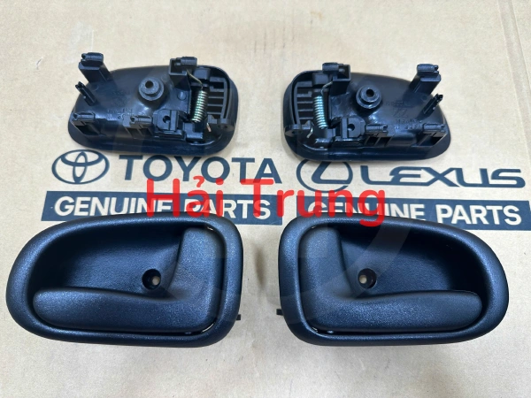 Tay mở cửa trong Toyota Corolla 1993-1997 Đài Loan