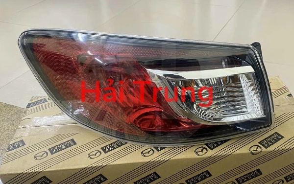 Đèn hậu ngoài Mazda 3S