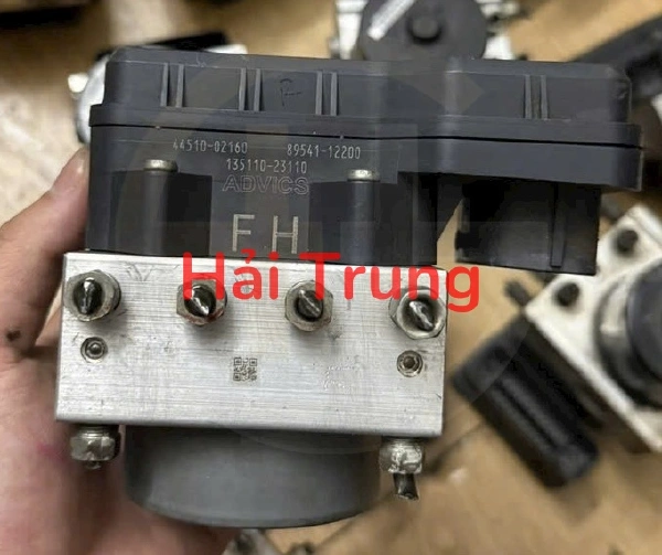 4451002160 Tháo xe Cụm ABS Toyota Altis 1.8