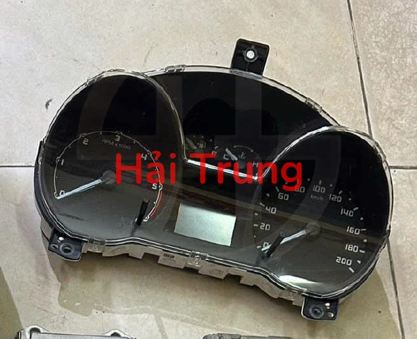 Tháo xe Đồng hồ táp lô Ford Ranger 2.2 AT