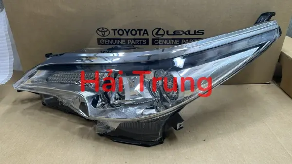 Đèn pha Toyota Fortuner 2017-2021 chính hãng 81170-0KA11 811300KA80