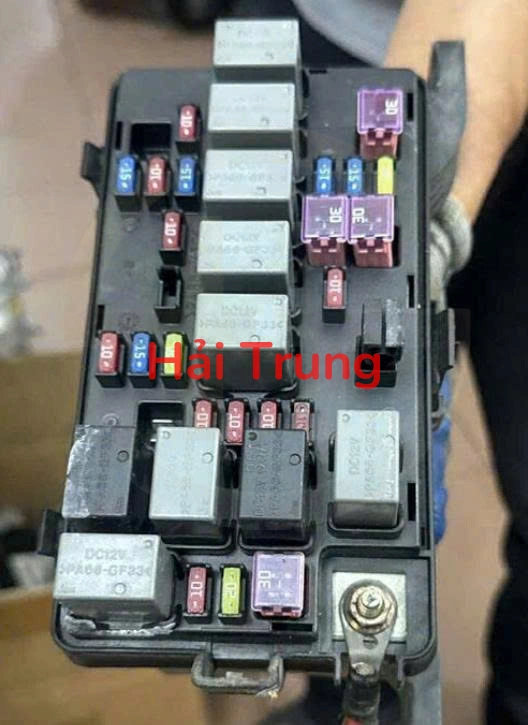 Tháo xe Hộp cầu trì Matiz 3