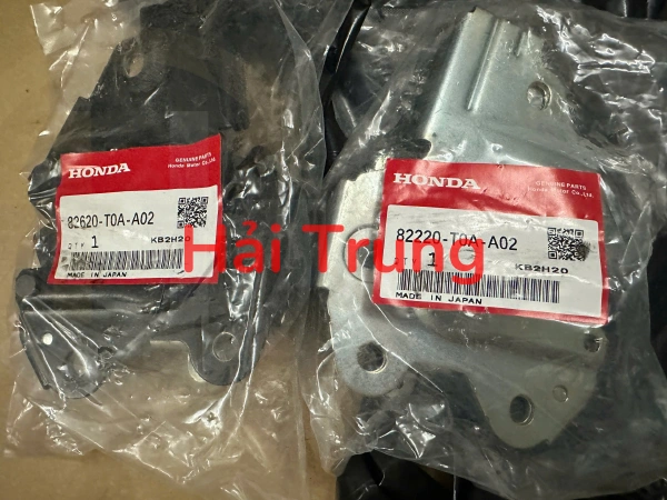 Khóa ghế sau Honda Crv 2012-2017 82620T0AA02 82220T0AA02