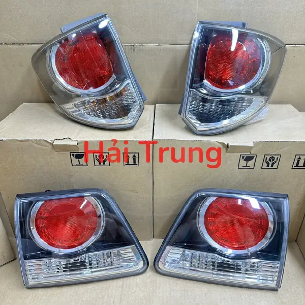 Đèn hậu Toyota Fortuner 2013 2014 2015 Lòng Đen