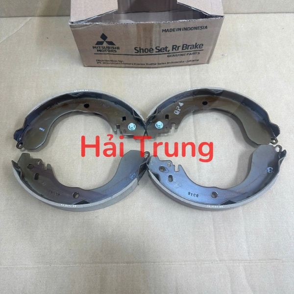 Bố thắng sau (guốc phanh sau) Mitsubishi Xpander 2019-2022 4600A259