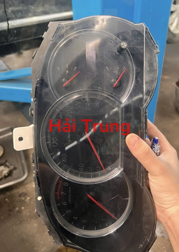 Đồng hồ táp lô Nissan Teana