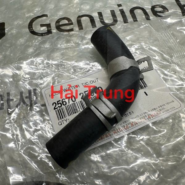 Ống nước ra turbo Hyundai Santafe 2010-2012 256702F000
