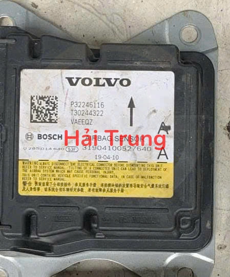 Tháo xe hộp điều khiển túi khí Volvo