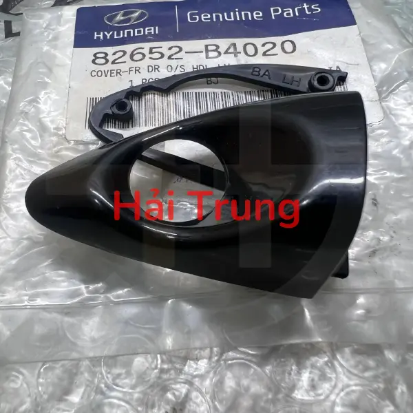 Đèn phản quang sau Hyundai Accent chính hãng 