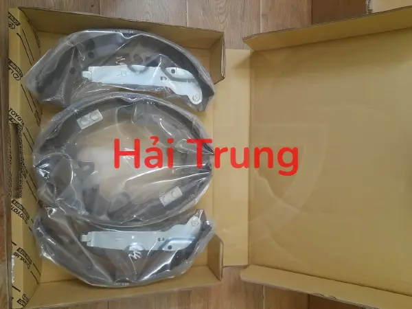 Má phanh sau guốc Toyota Fortuner 2009-2016