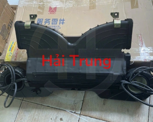 Hộp dàn lạnh sau Ford Transit