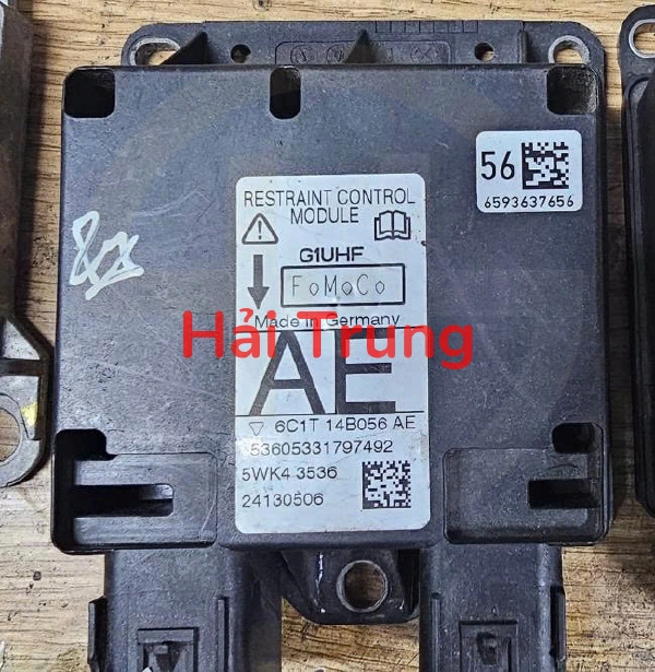 6CT114B056AE Hộp túi khí Ford Transit Tháo xe