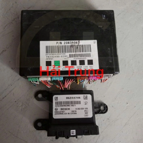 Hộp cảm biến lùi, Hộp điều khiển BCM Chevrolet Cruze