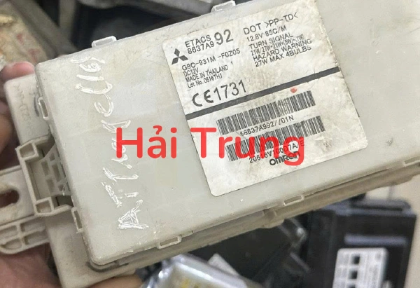 8637A992 Hộp điều khiển ETACS trung tâm ECU Mitsubishi Attrage, Mirage