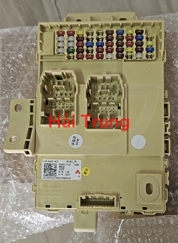 Hộp cầu trì trong xe Hyundai Creta 2025-2027 91953I7150