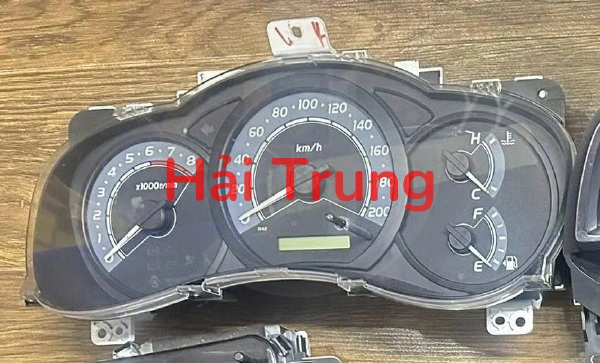 Tháo xe Đồng hồ táp lô Toyota Innova 2006-2016