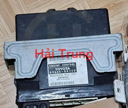  Tháo xe Hộp điều khiển động cơ Hộp đen ECU Toyota Innova 2006-2011