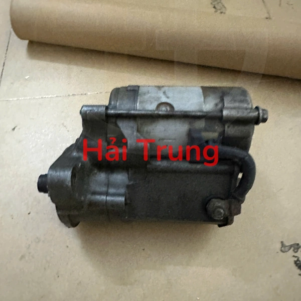 Củ đề Toyota Crown Tháo xe