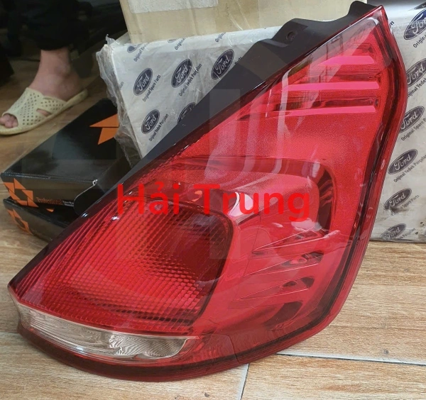 Đèn hậu Ford Fiesta Hatchback