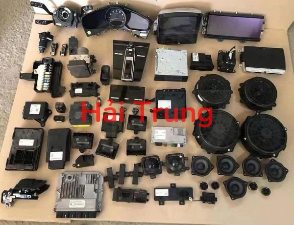 Full bộ điện, bộ nổ, hộp điện đầy đủ Porsche Panamera Tháo Xe