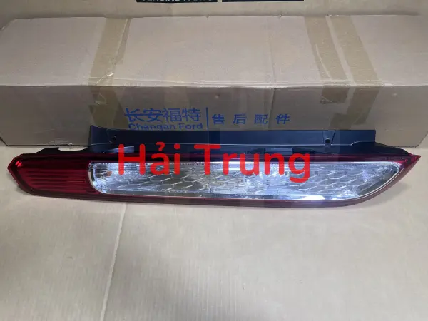 Đèn hậu Ford Focus 2012 chính hãng