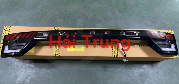 Đèn cốp hậu Ford Everest 2023 2024 2025
