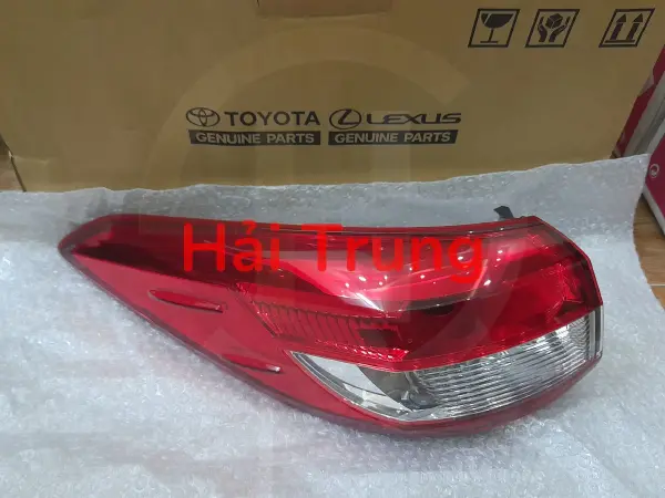 Đèn hậu ngoài Toyota Vios 2019-2023 không led chính hãng