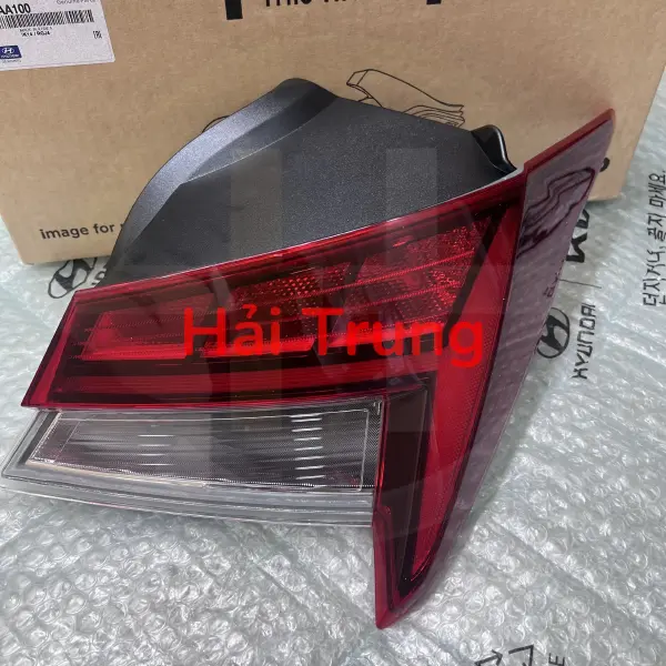 Đèn hậu ngoài Hyundai Elantra 2023 chính hãng