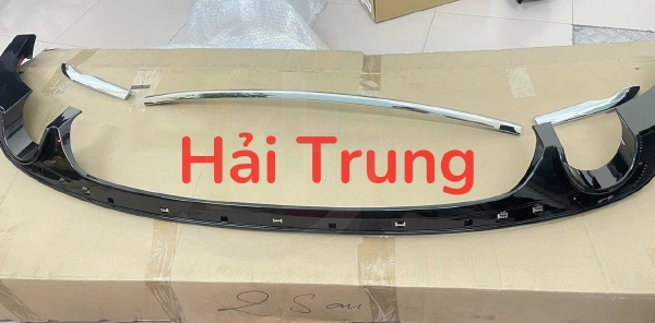 Ốp cản sau Mazda Cx30