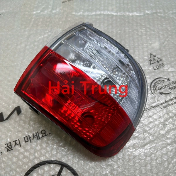 Đèn hậu ngoài Hyundai Starex 2007