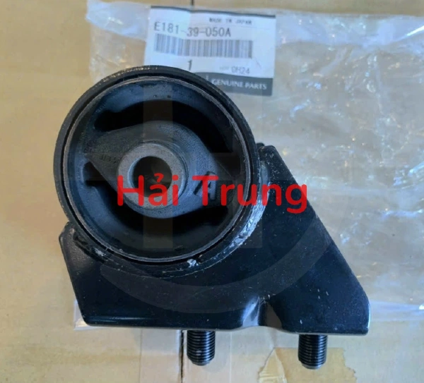 Chân máy két nước Ford Escape 2.3 E181-39-050A