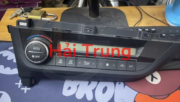 Tháo xe Bảng điều khiển điều hòa Toyota Altis 2014 2015 2016