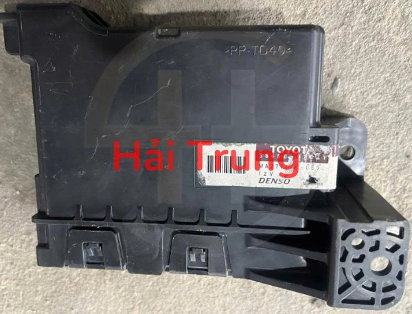 Hộp điều khiển điều hòa Altis 2015 8865002C21