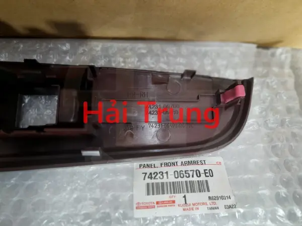 Ốp công tắc nâng kính chính hãng Toyota