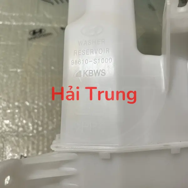 Bình nước rửa kính Santafe 2019 chính hãng