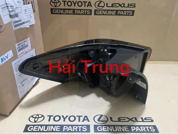 Đèn đuôi xe Toyota Zace chính hãng