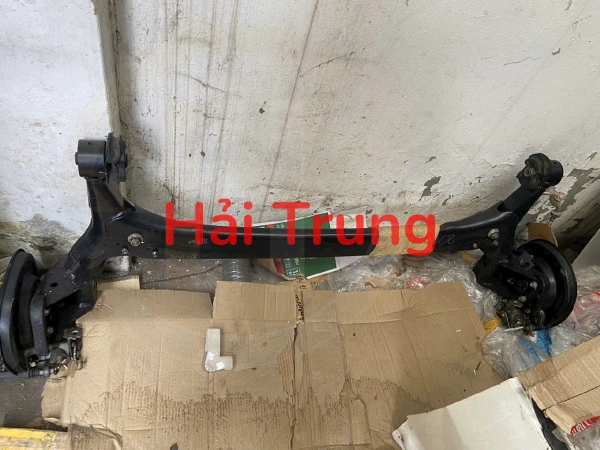 Dầm cầu sau Toyota Altis Tháo xe Zin