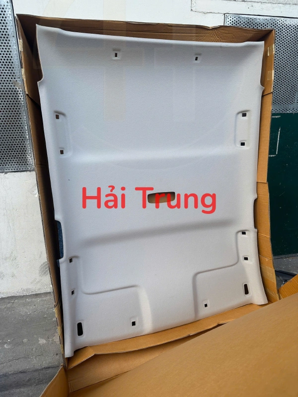 La phông trần Ford Ranger 2012