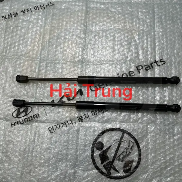 Ty chống capo Hyundai Santafe chính hãng