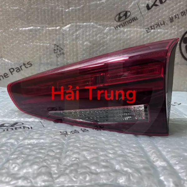 Đèn hậu trong Hyundai Tucson chính hãng
