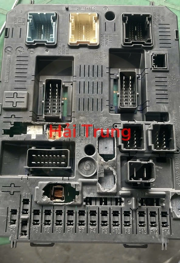 Hộp cầu trì Peugeot 307 