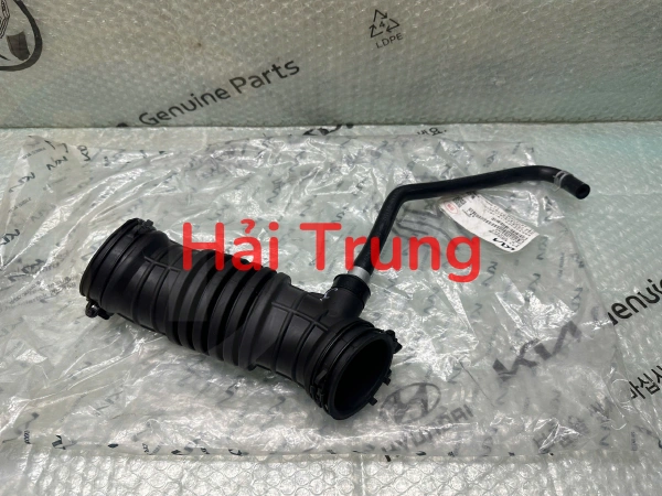 Ống gió vào cổ hút Kia Soluto 2018