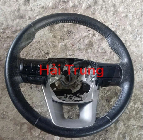 Vô lăng Toyota Fortuner 2018 Tháo Xe