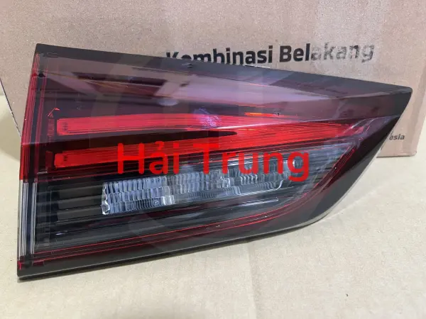 Đèn hậu trong Mitsubishi Xpander chính hãng