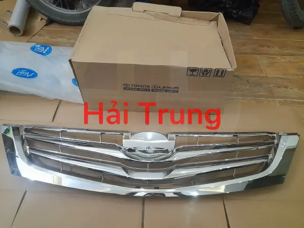 Mặt ca lăng Toyota Innova 2006-2011 chính hãng