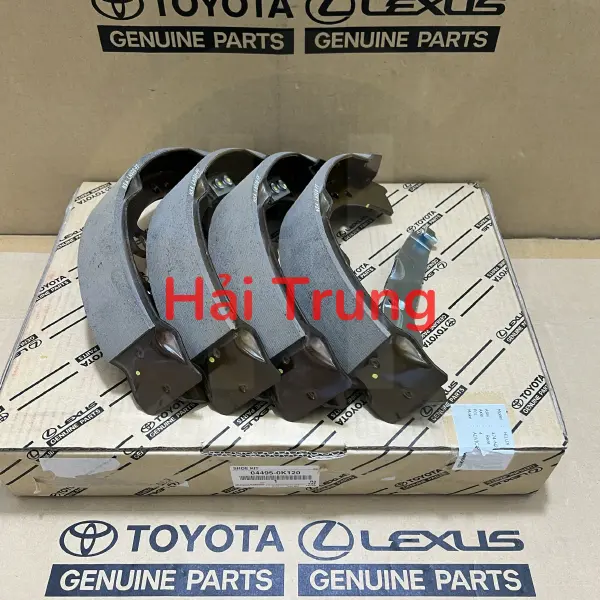 Guốc phanh sau Toyota Fortuner 2012 chính hãng