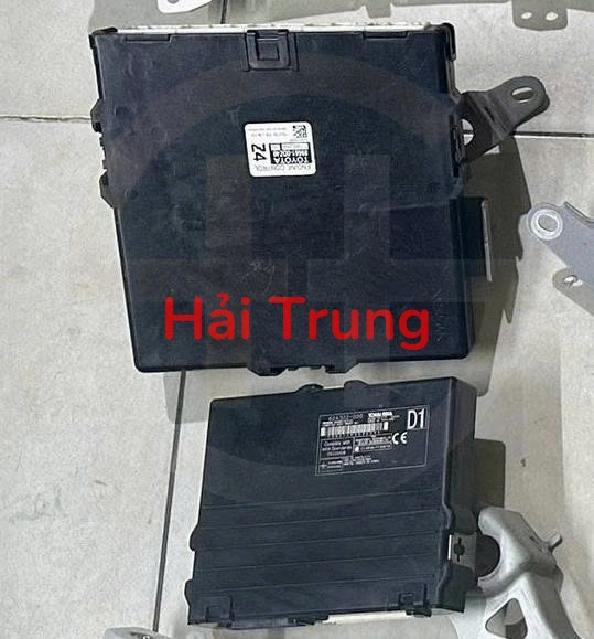 Hộp điều khiển điện thanah xe Toyota Vios 2020-2024